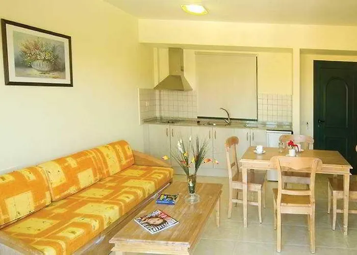 Bluesea Aloe Resort 3*